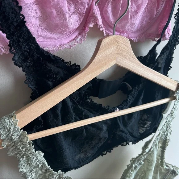 Skims Lace Bras Set Of 3 Size 40D And 38D Green Pink Black Underwire - Picture 6 of 11